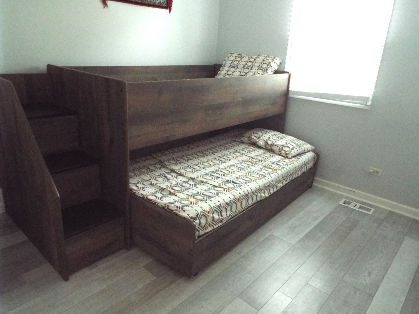 1921 STANFORD Street, Naperville, IL 60565