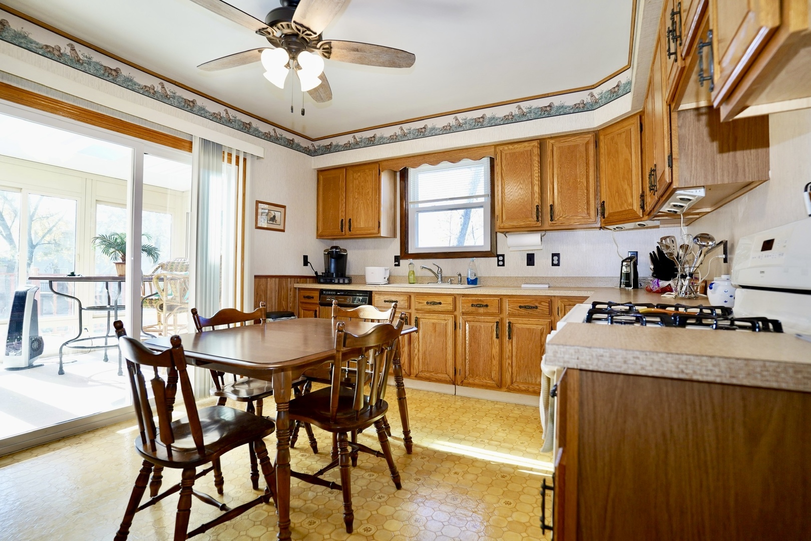 26033 W Catfish Drive, Wilmington, IL 60481