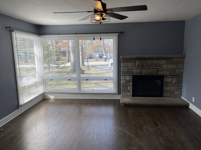 Naperville, IL 60563