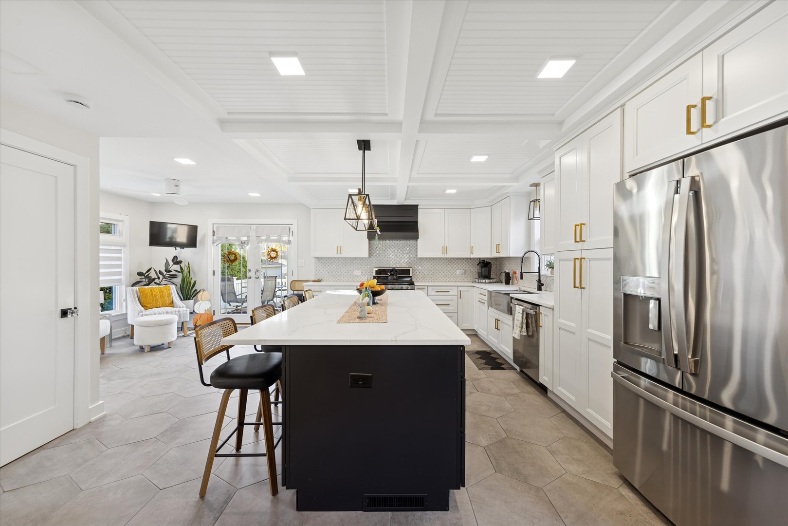 9710 S HARDING Avenue, Evergreen Park, IL 60805