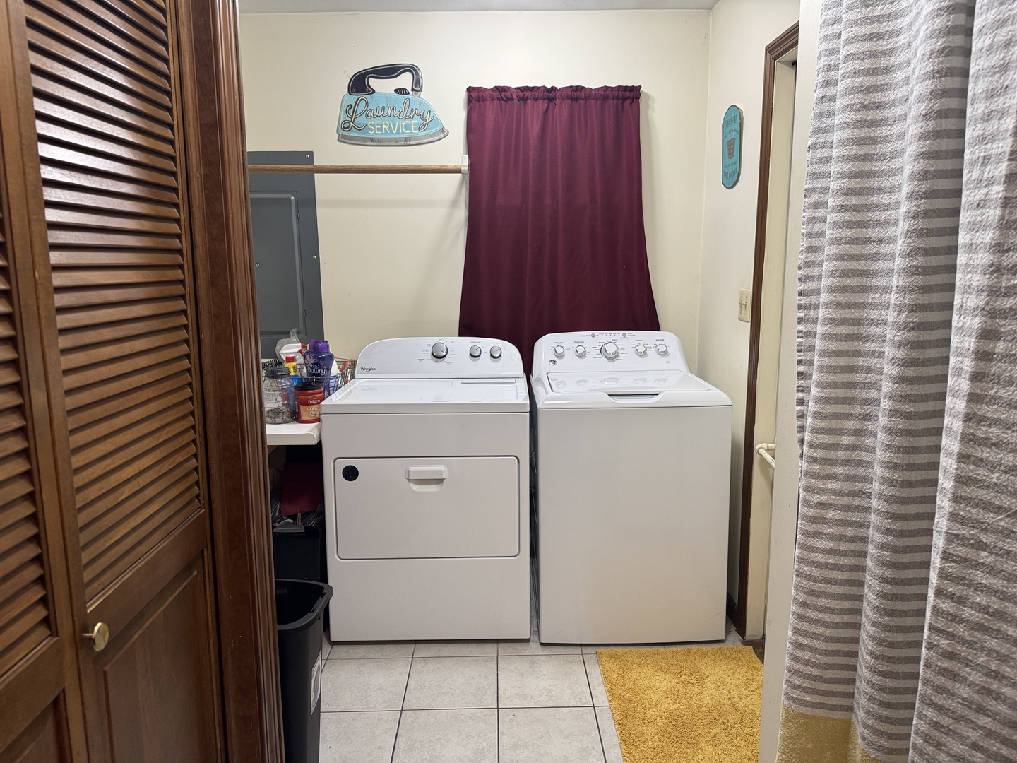 21 Colonial Drive, Clinton, IL 61727