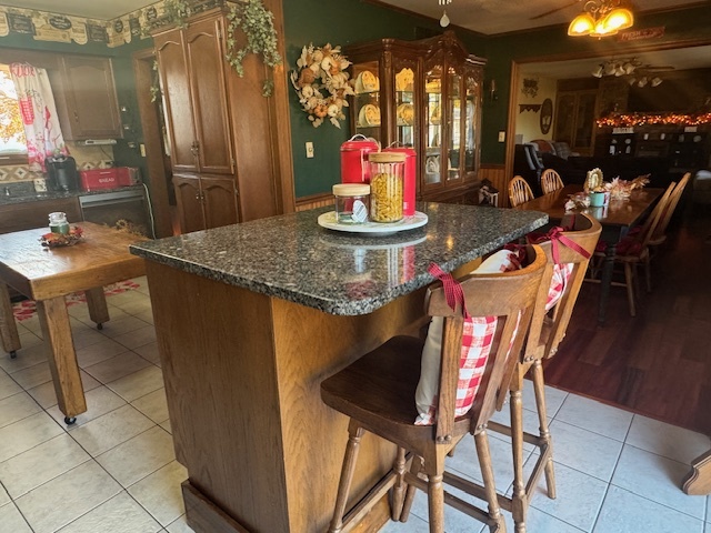 21 Colonial Drive, Clinton, IL 61727