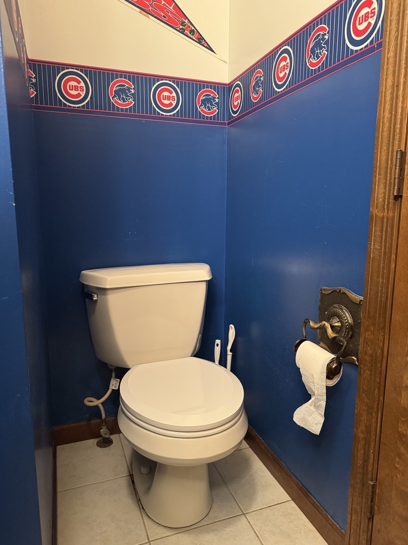 21 Colonial Drive, Clinton, IL 61727