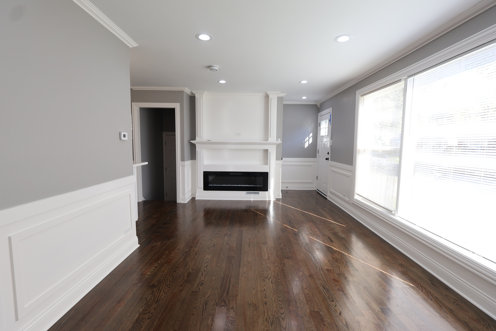 12526 HONORE Street, Calumet Park, IL 60827