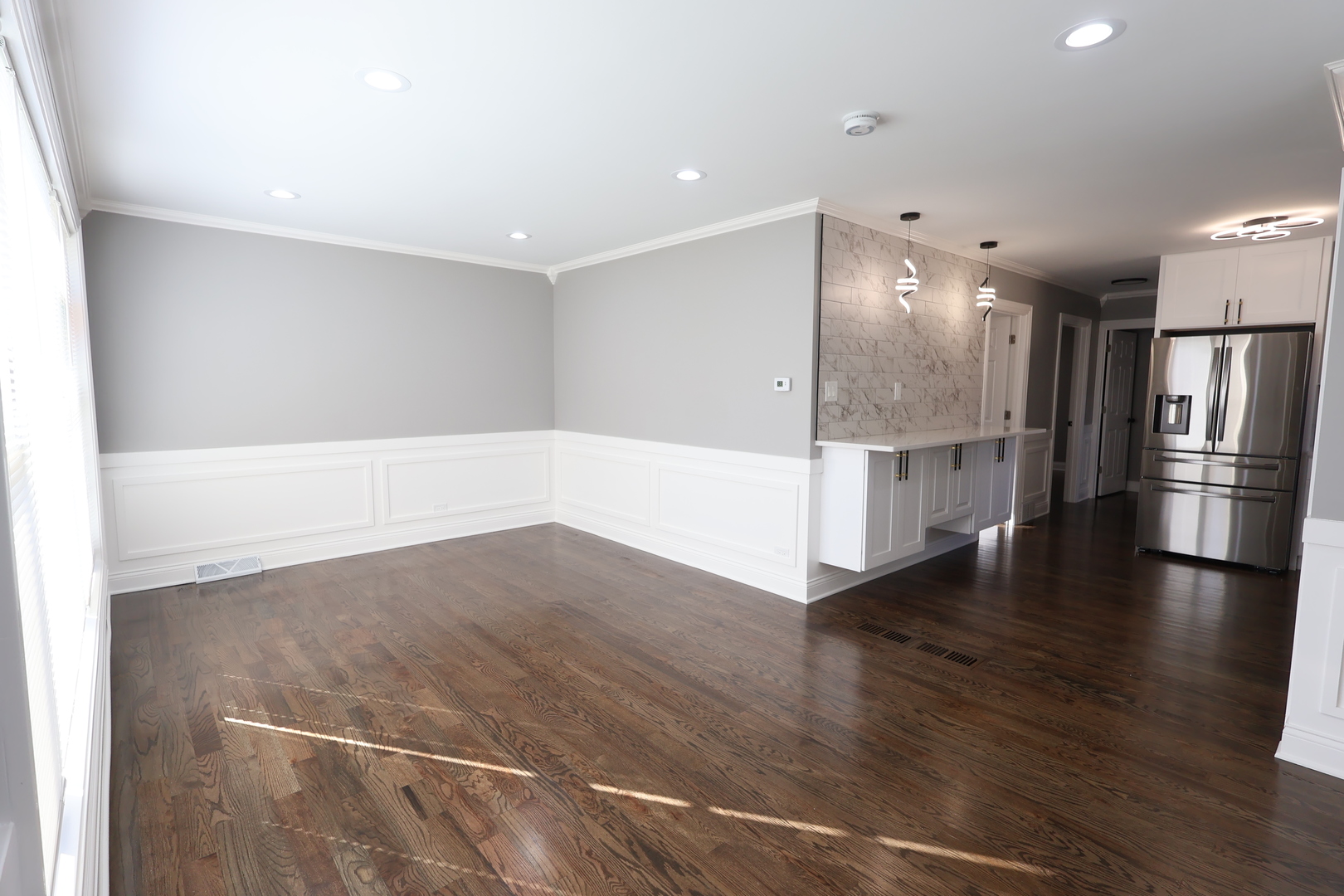 12526 HONORE Street, Calumet Park, IL 60827