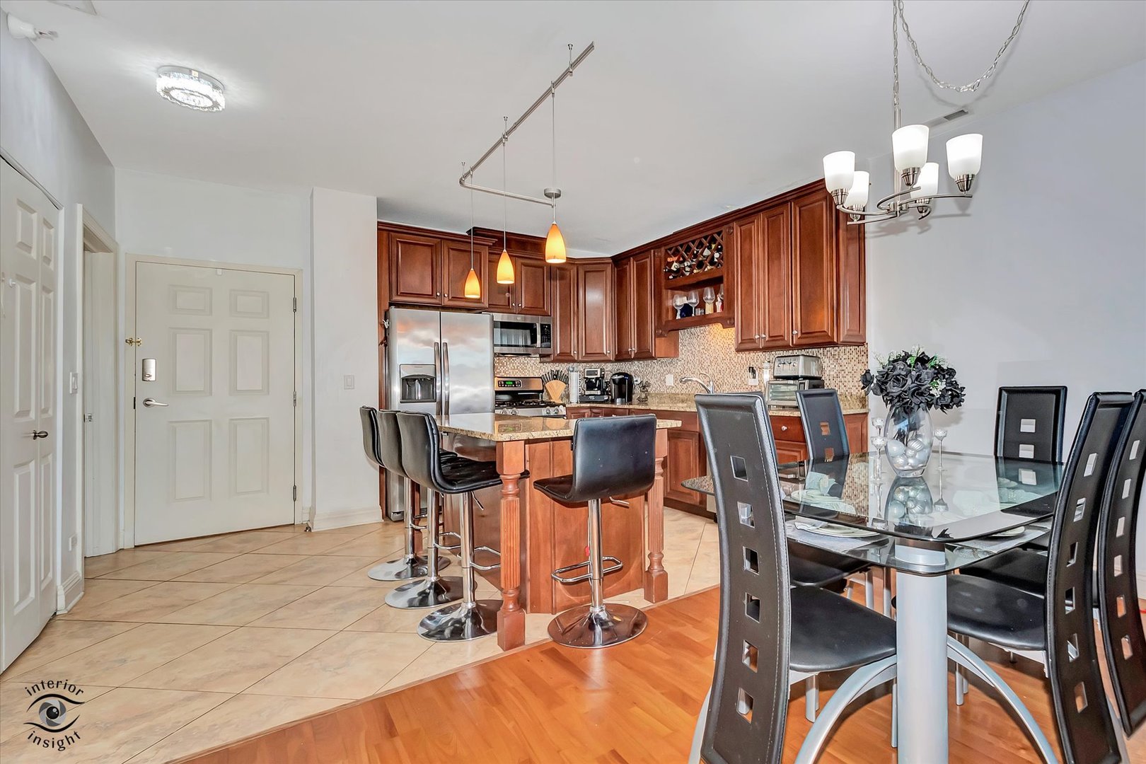 4330 N Neva Avenue #202, Norridge, IL 60706