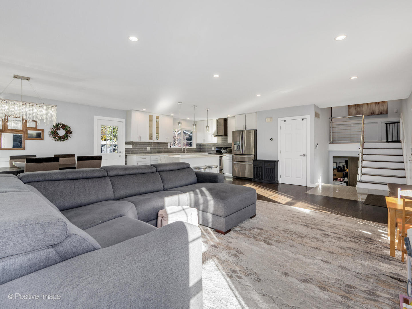 325 W Park Avenue, Wheaton, IL 60189