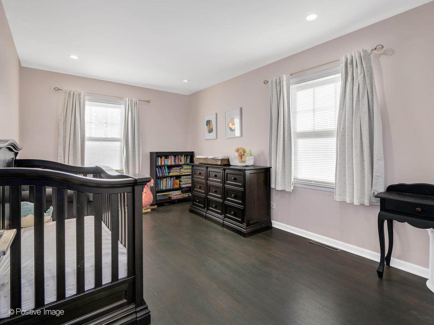 325 W Park Avenue, Wheaton, IL 60189