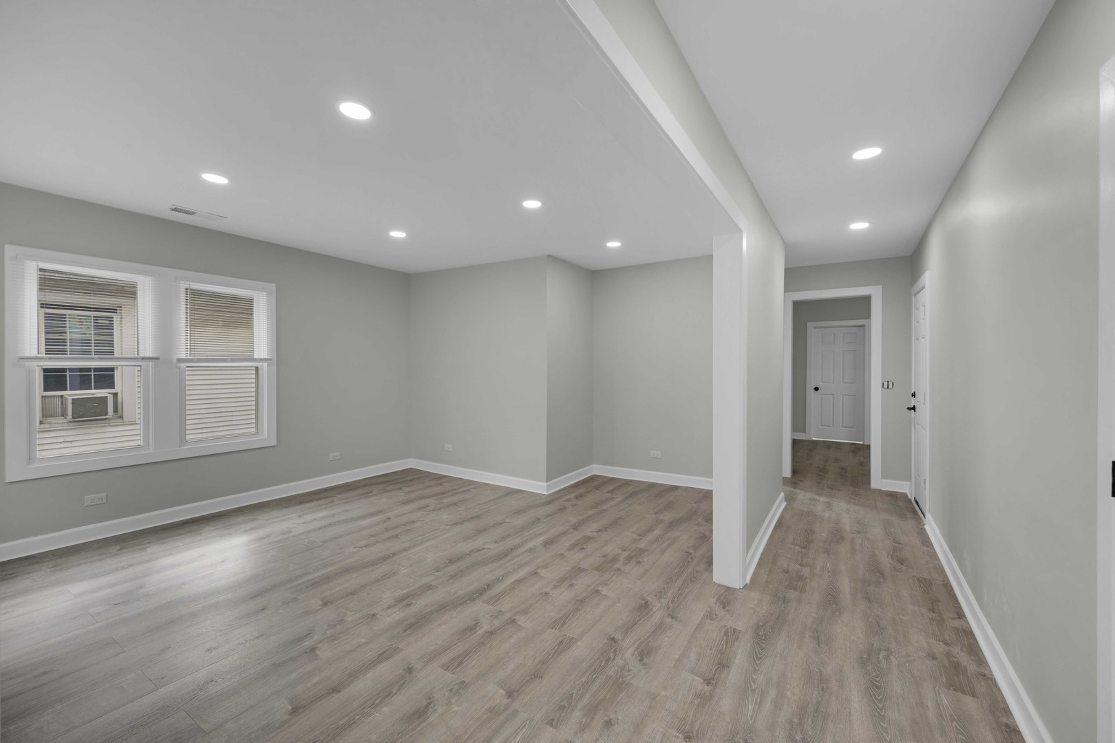 1667 Buena Vista Avenue, Chicago Heights, IL 60411