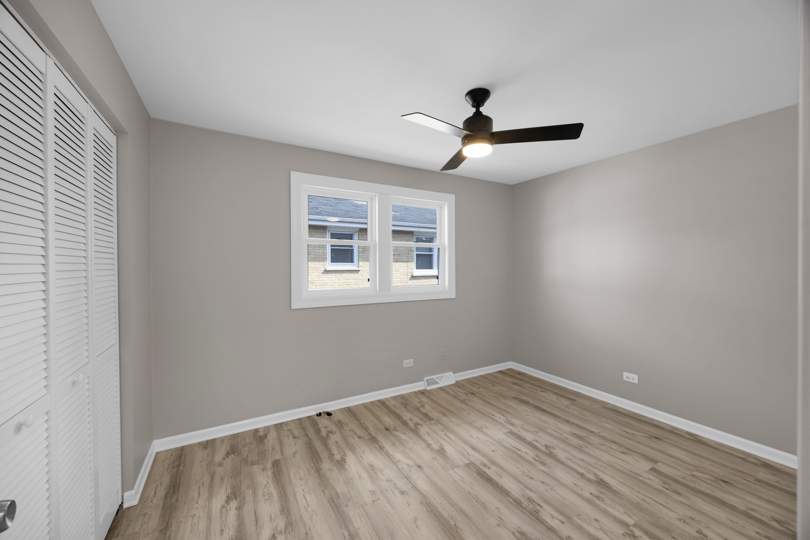 97 W 29th Street, South Chicago Heights, IL 60411