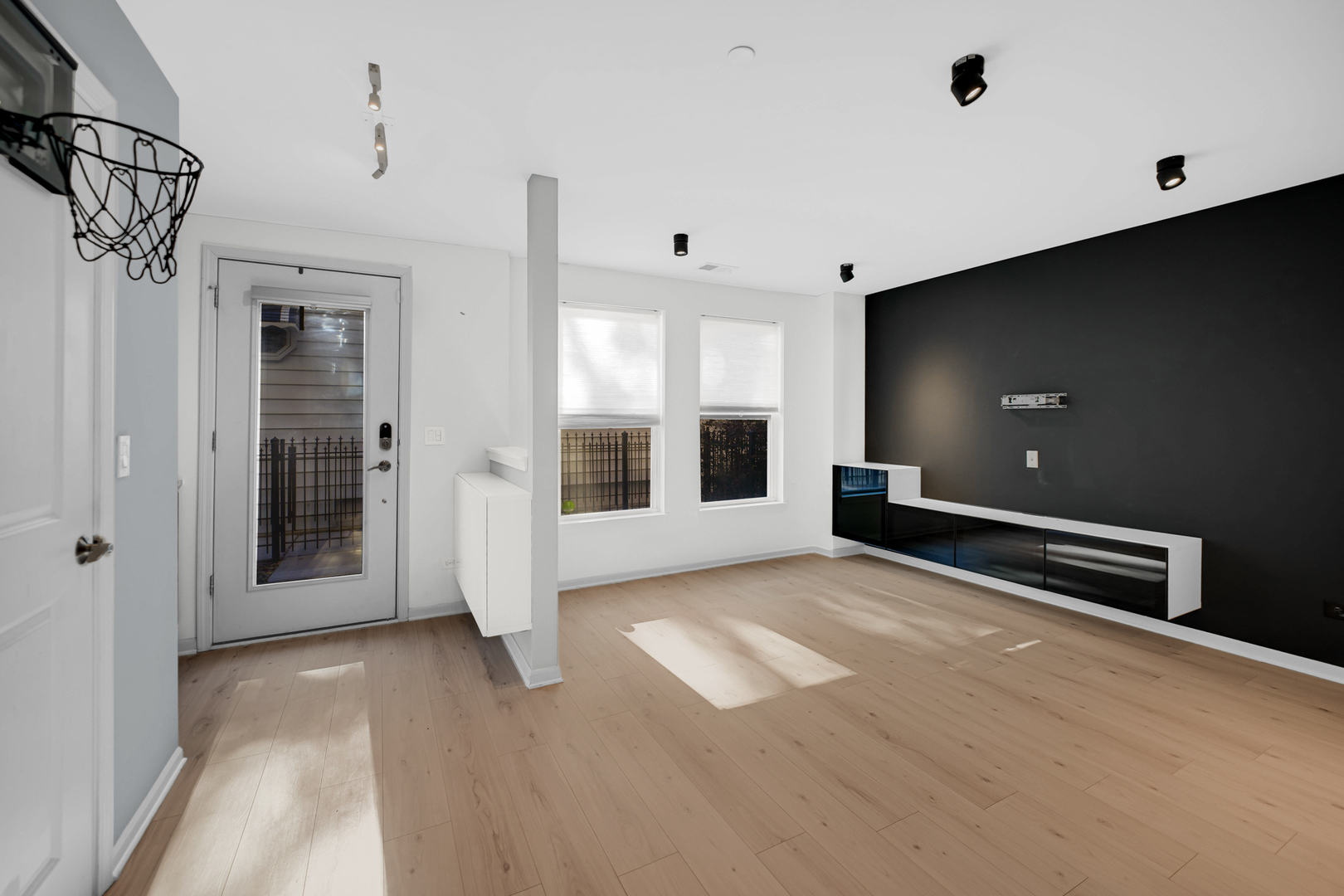 3625 S Morgan Street #C, Chicago, IL 60609