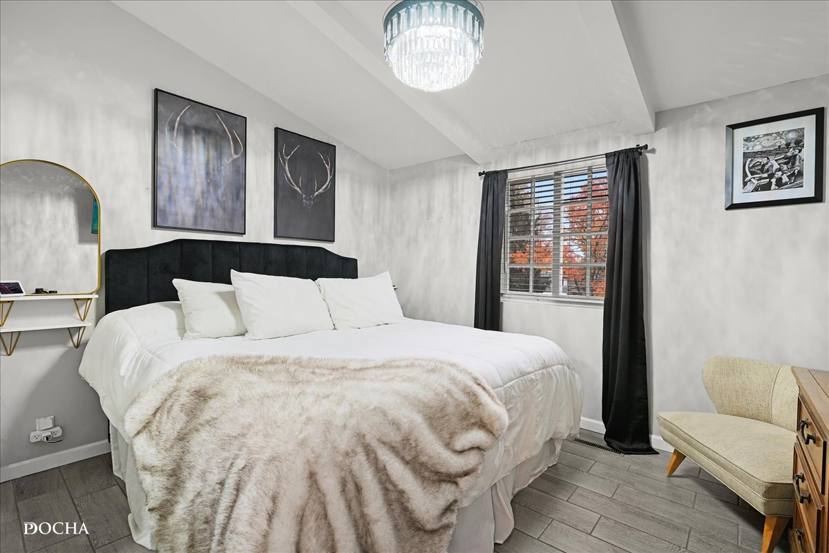 1244 Lakewood Drive, Lake Holiday, IL 60552