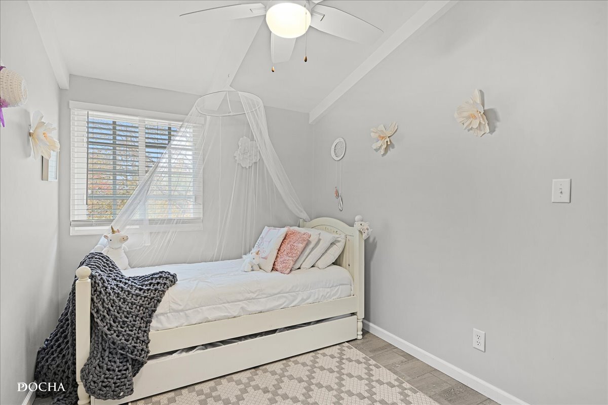 1244 Lakewood Drive, Lake Holiday, IL 60552