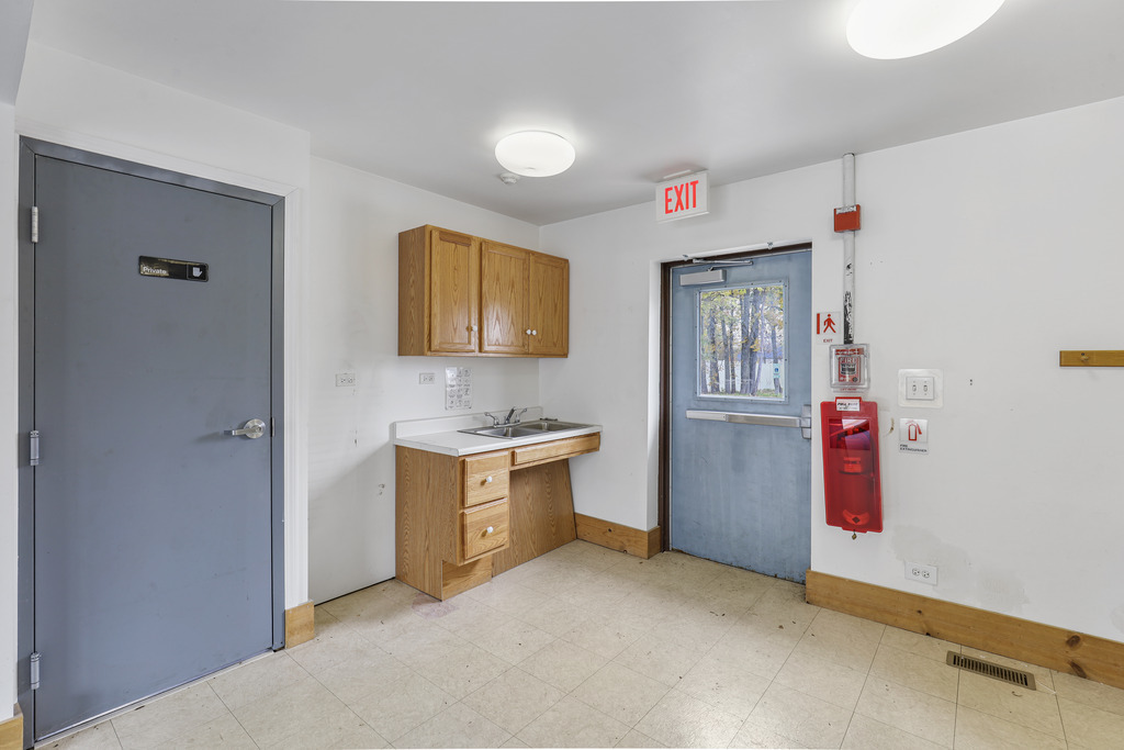 613 S Main Street, Lombard, IL 60148