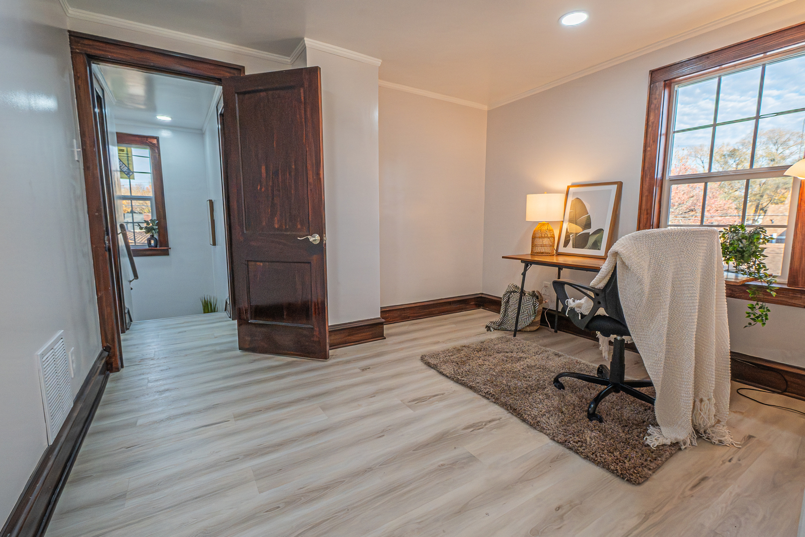 504 S Kreitzer Avenue, Bloomington, IL 61701