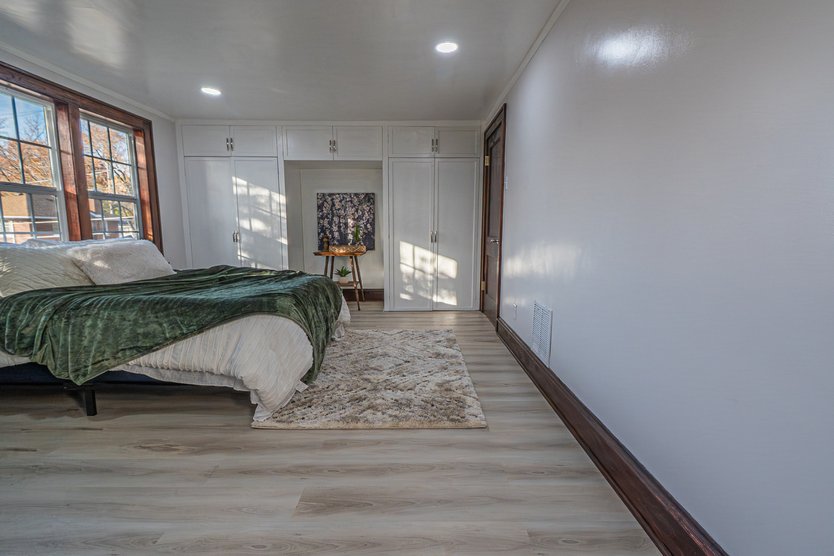 504 S Kreitzer Avenue, Bloomington, IL 61701