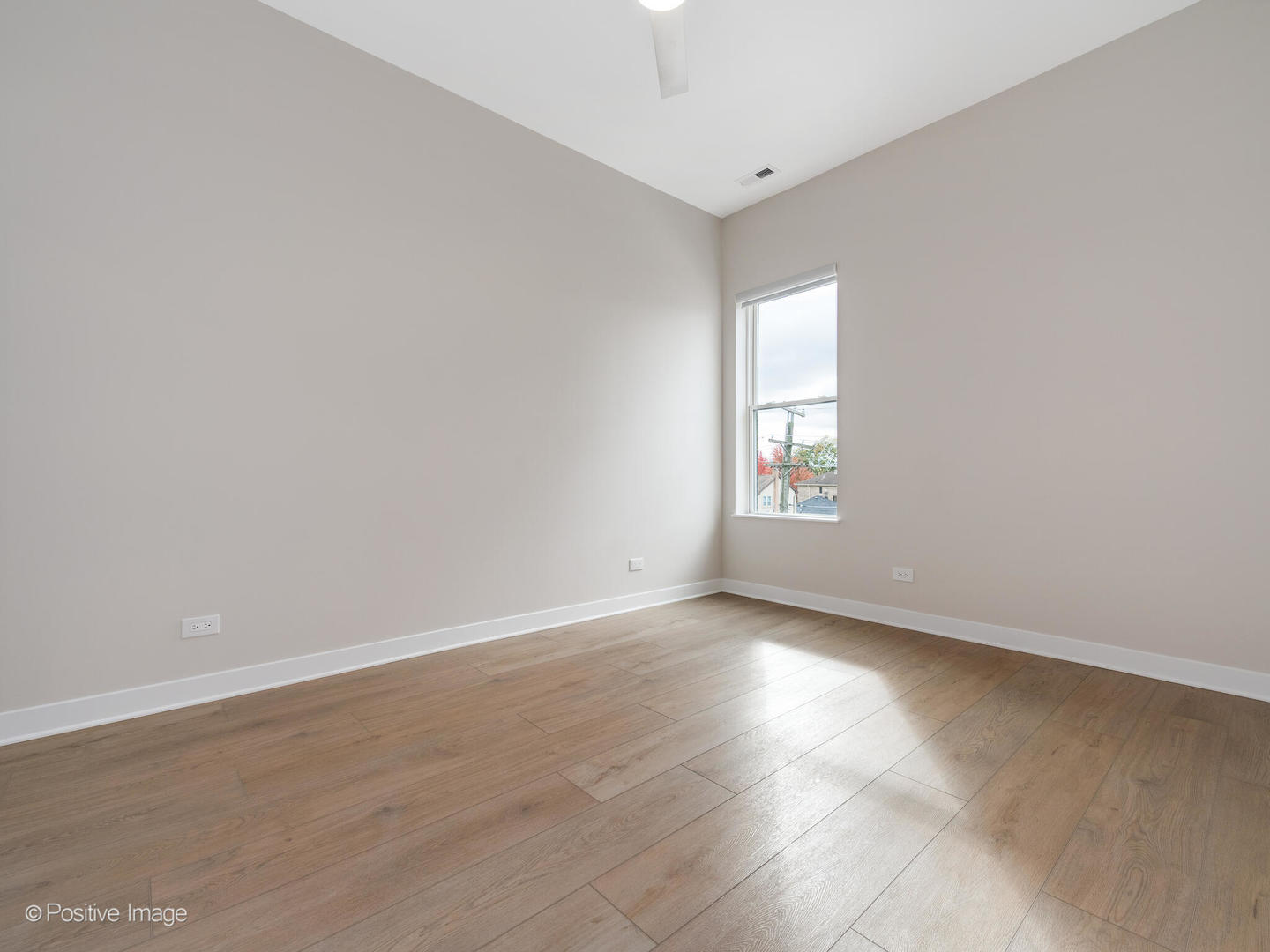 7517 W Belmont Avenue #3W, Chicago, IL 60634