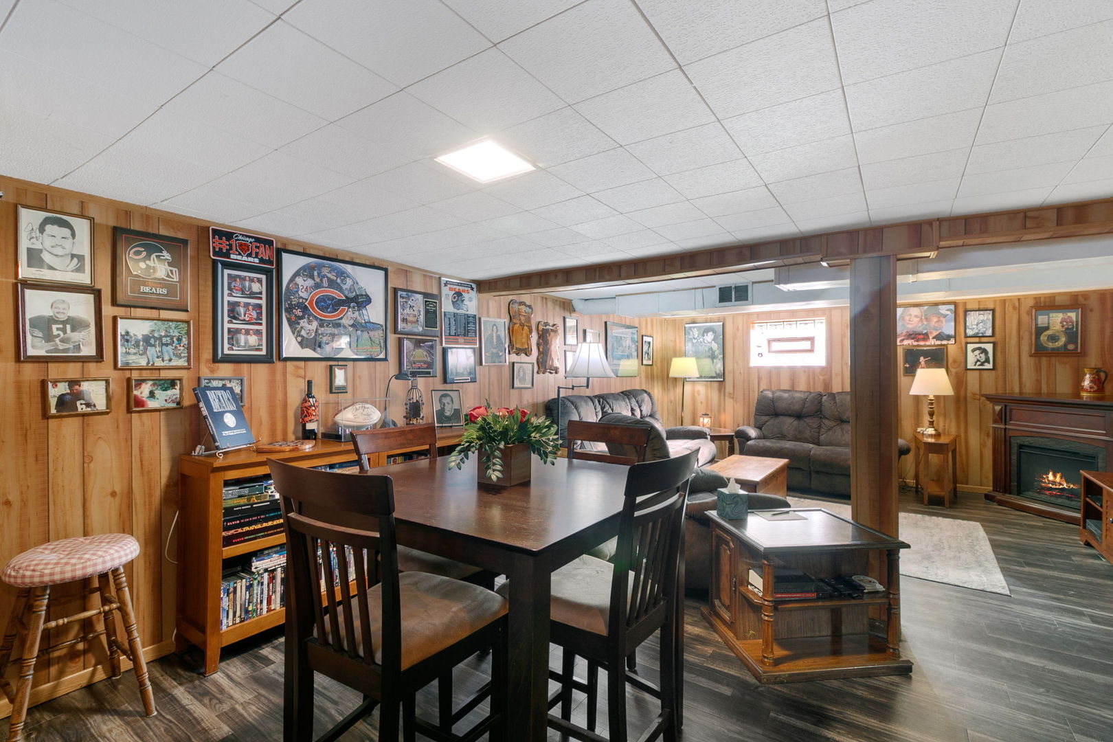 9408 S 55th Avenue, Oak Lawn, IL 60453