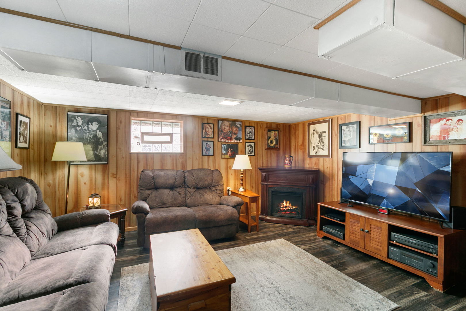 9408 S 55th Avenue, Oak Lawn, IL 60453