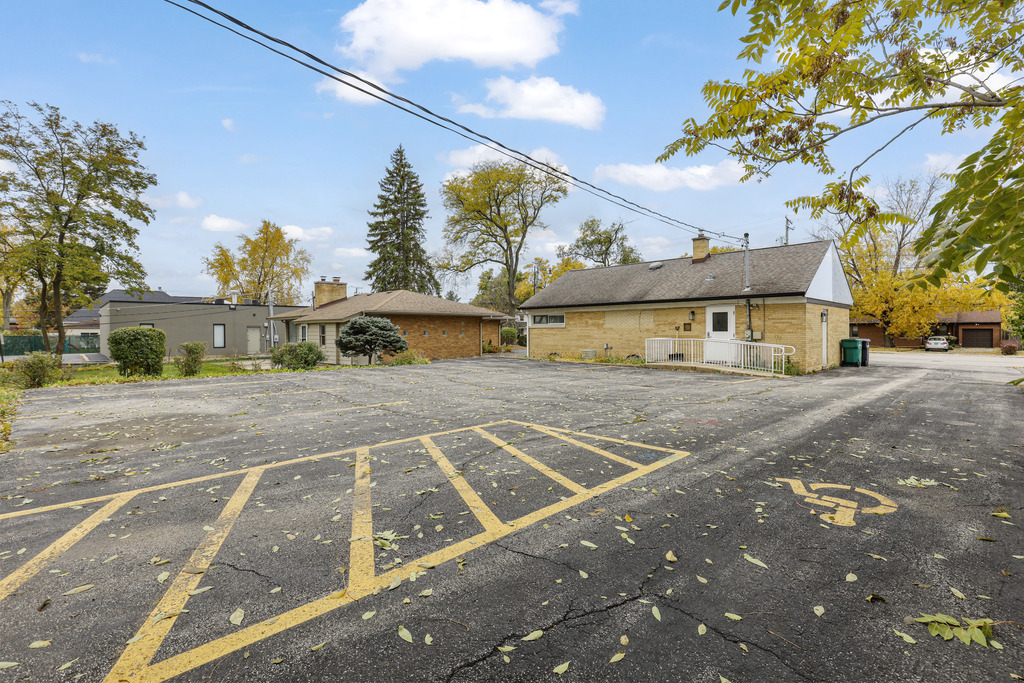 619 S Main Street, Lombard, IL 60148