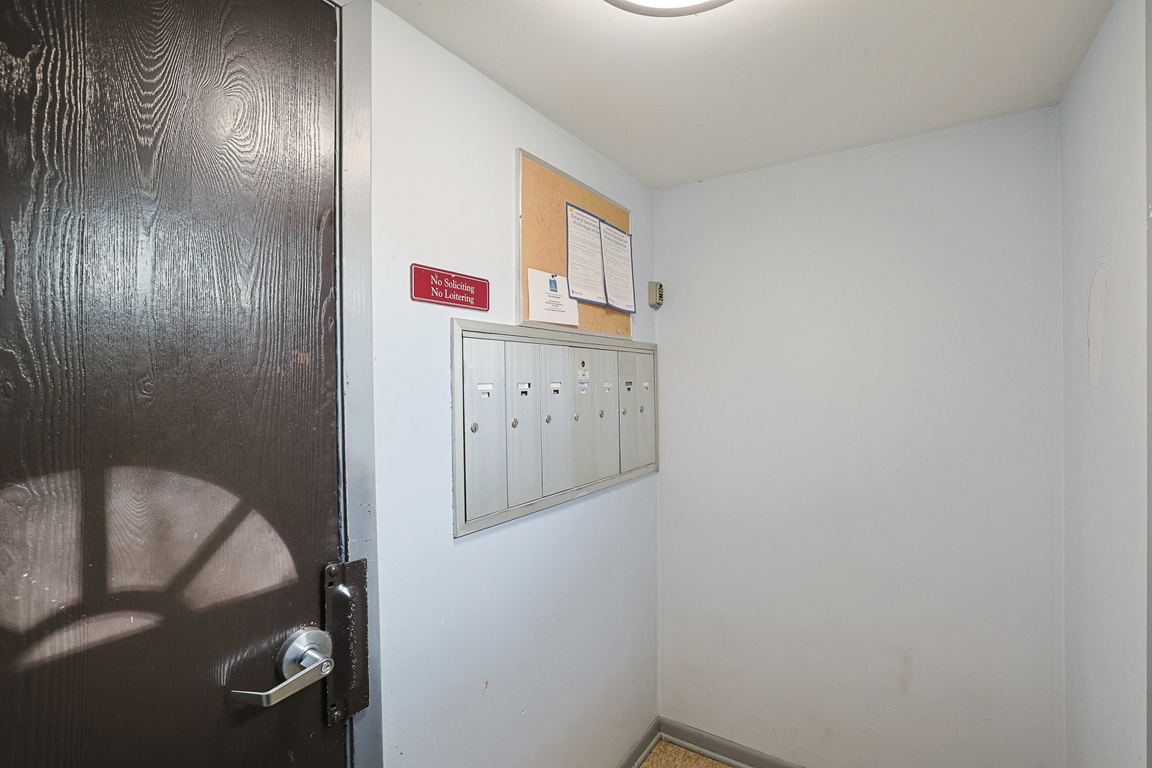 1111 Pleasant Run Drive #911, Wheeling, IL 60090