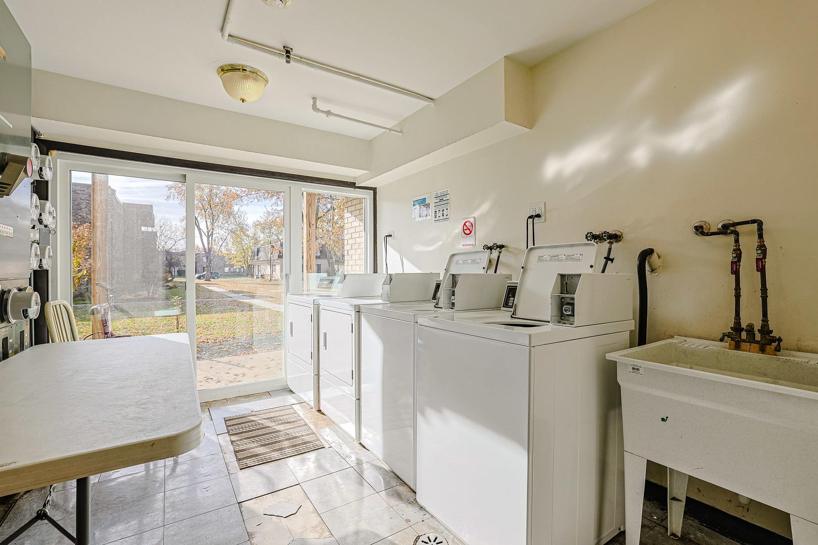 1111 Pleasant Run Drive #911, Wheeling, IL 60090