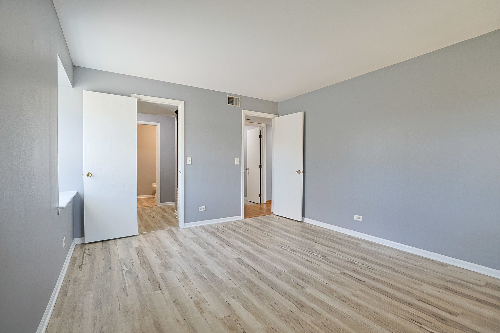 1111 Pleasant Run Drive #911, Wheeling, IL 60090