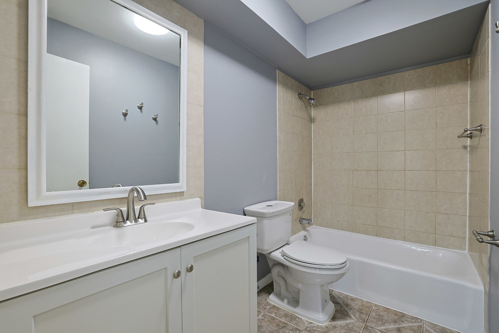 1111 Pleasant Run Drive #911, Wheeling, IL 60090