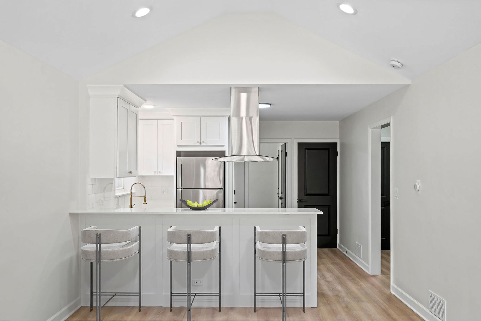 6444 28th Place, Berwyn, IL 60402