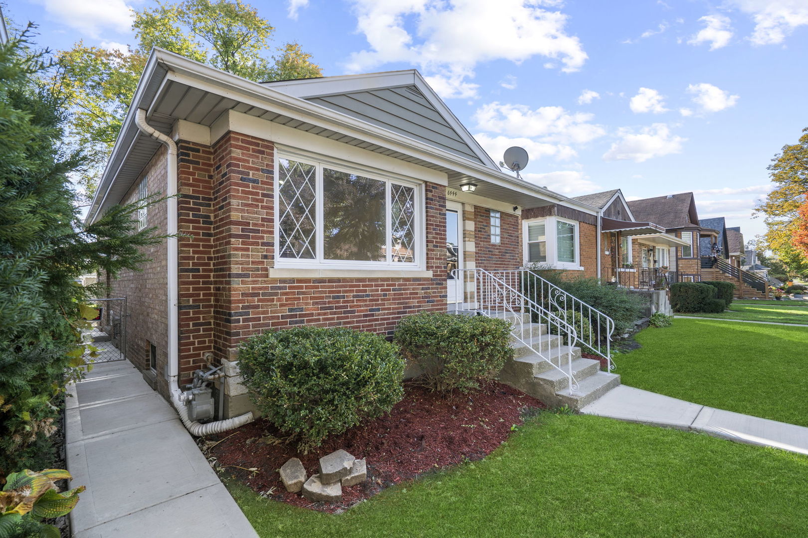 6444 28th Place, Berwyn, IL 60402