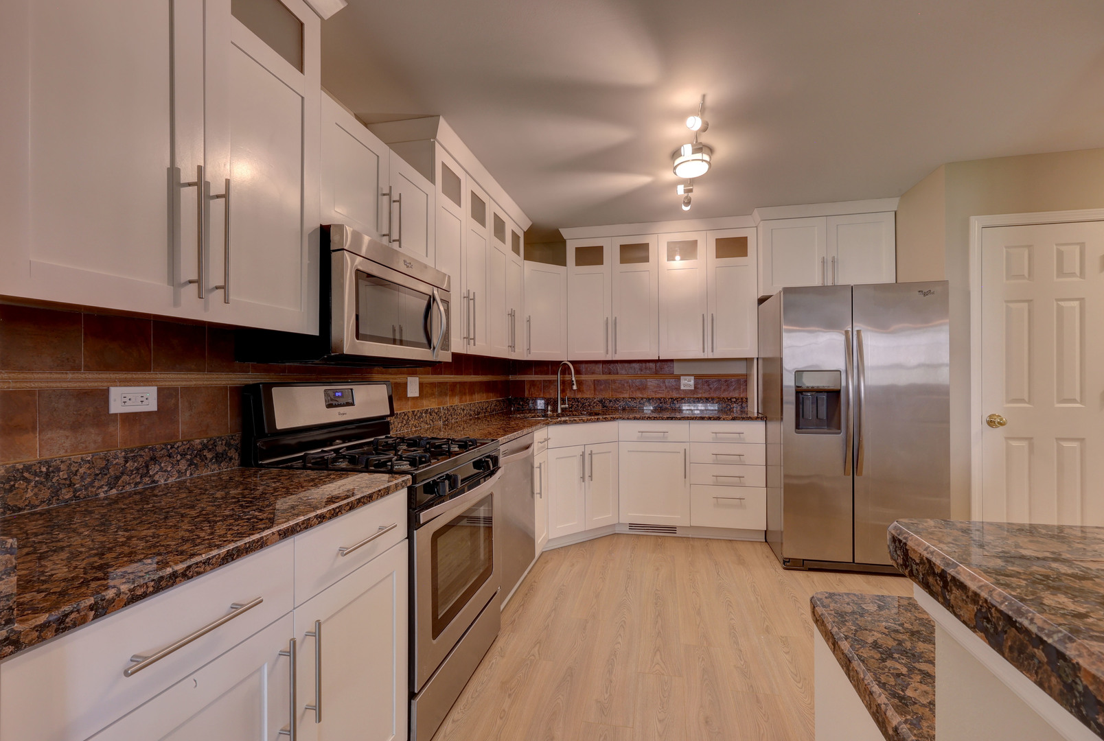 195 Island Court #195, Schaumburg, IL 60193