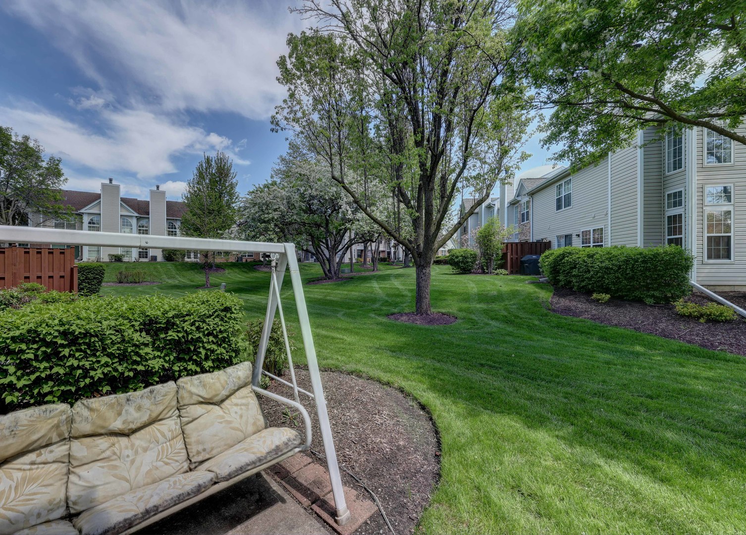 195 Island Court #195, Schaumburg, IL 60193