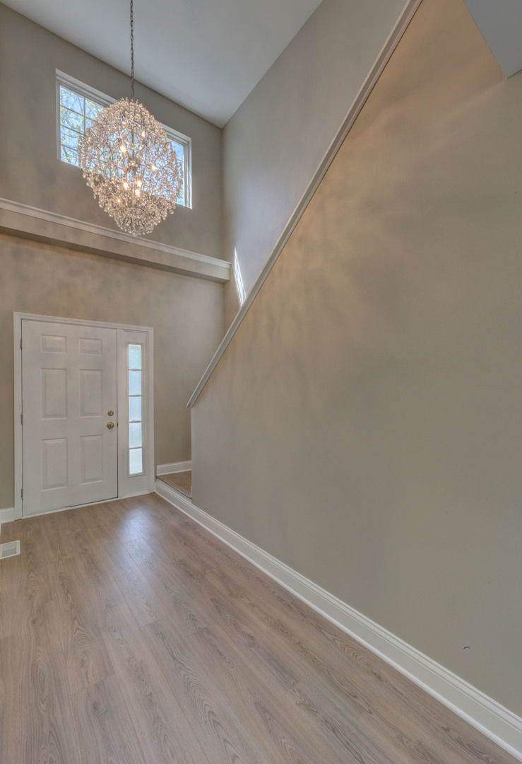 195 Island Court #195, Schaumburg, IL 60193