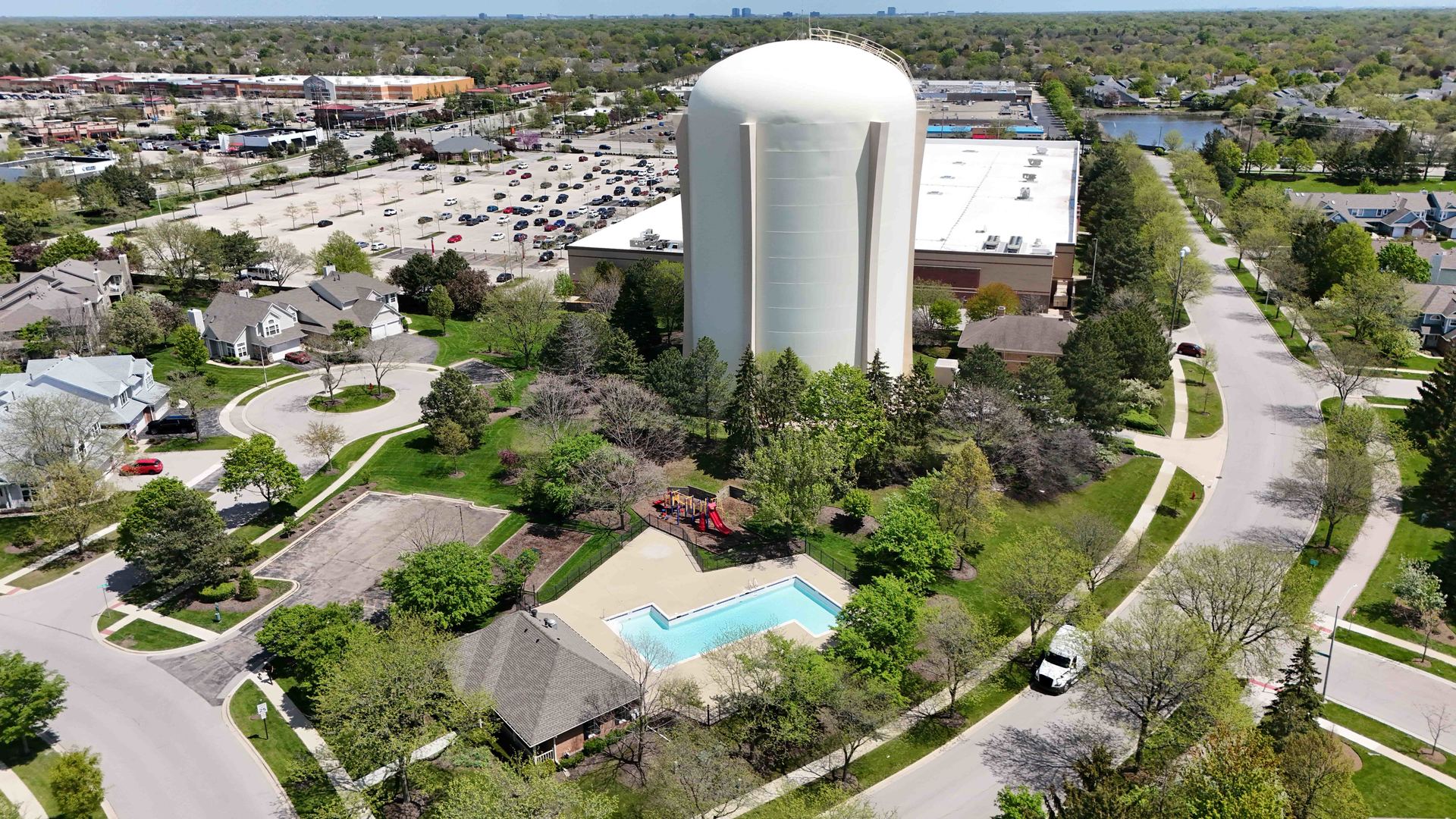 195 Island Court #195, Schaumburg, IL 60193