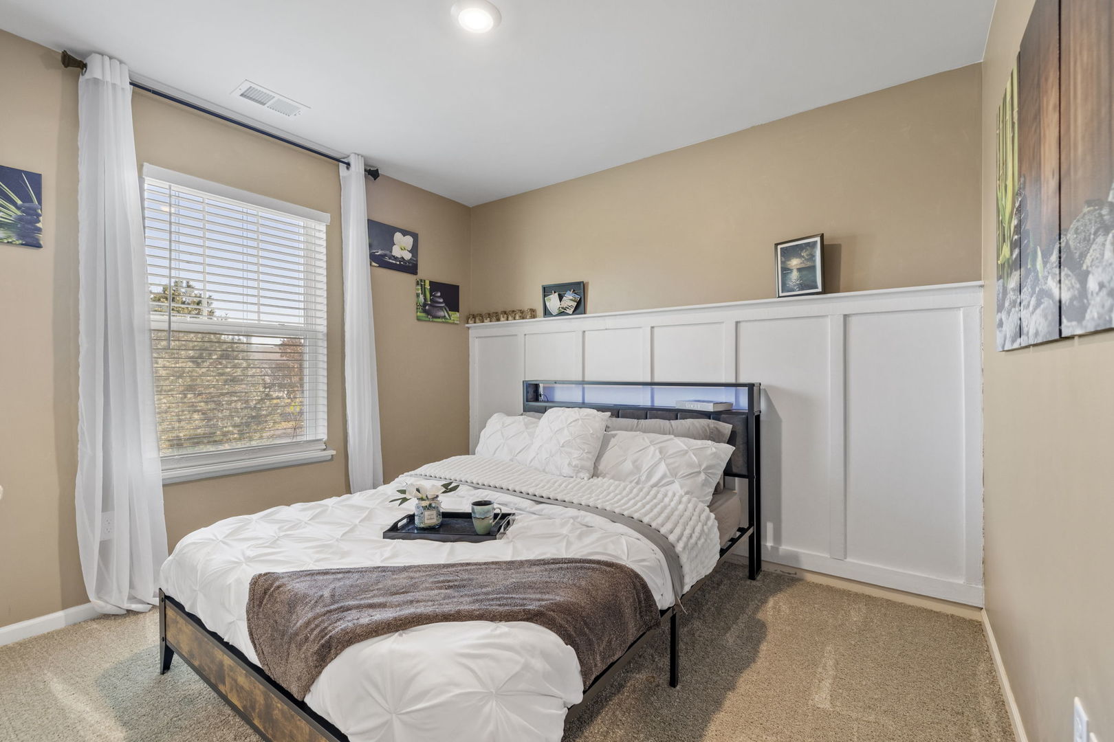 1064 Canary Avenue, Yorkville, IL 60560