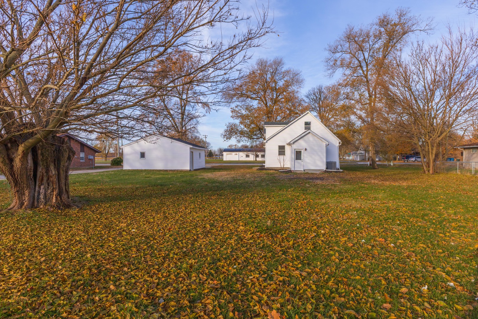 401 S 6th Street, Cornell, IL 61319