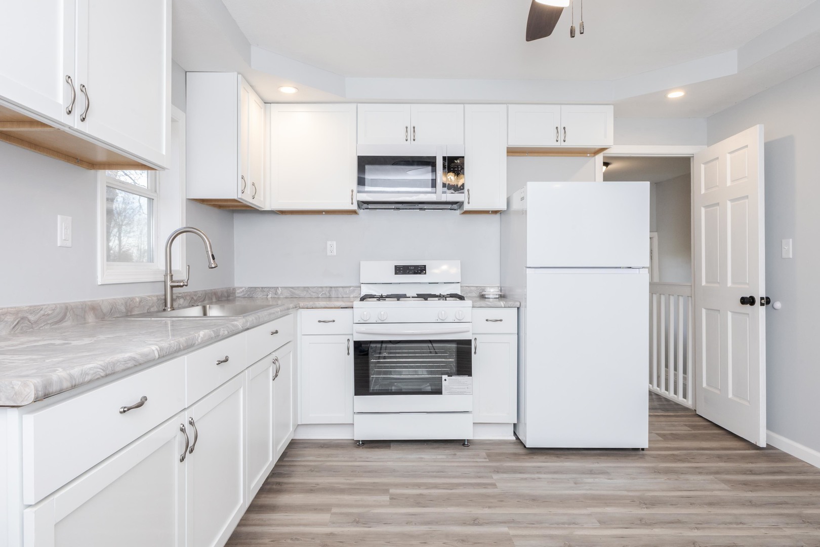 401 S 6th Street, Cornell, IL 61319