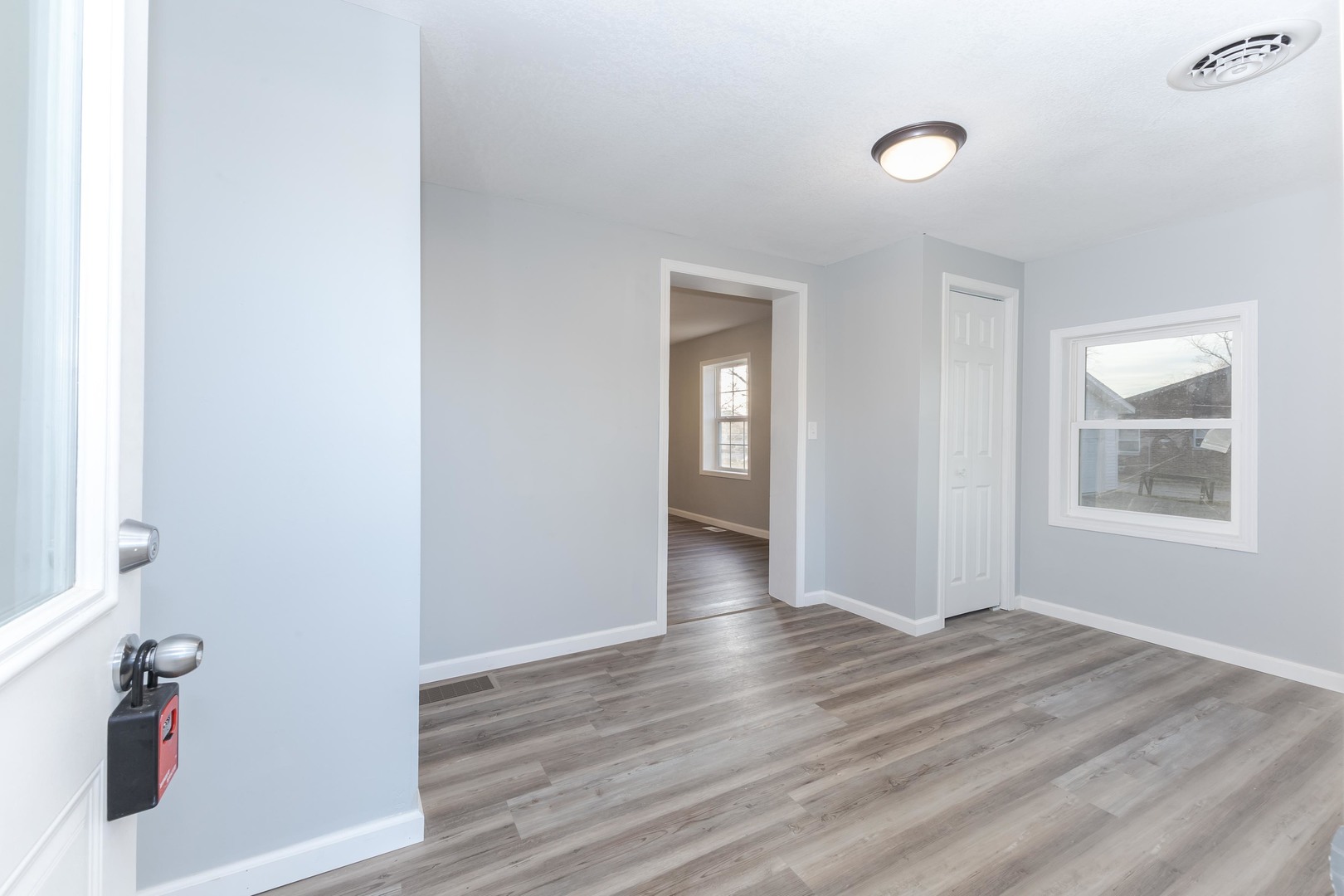 401 S 6th Street, Cornell, IL 61319