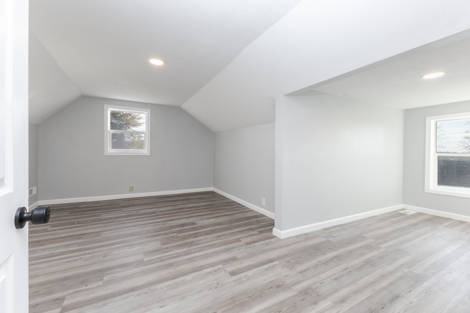 401 S 6th Street, Cornell, IL 61319