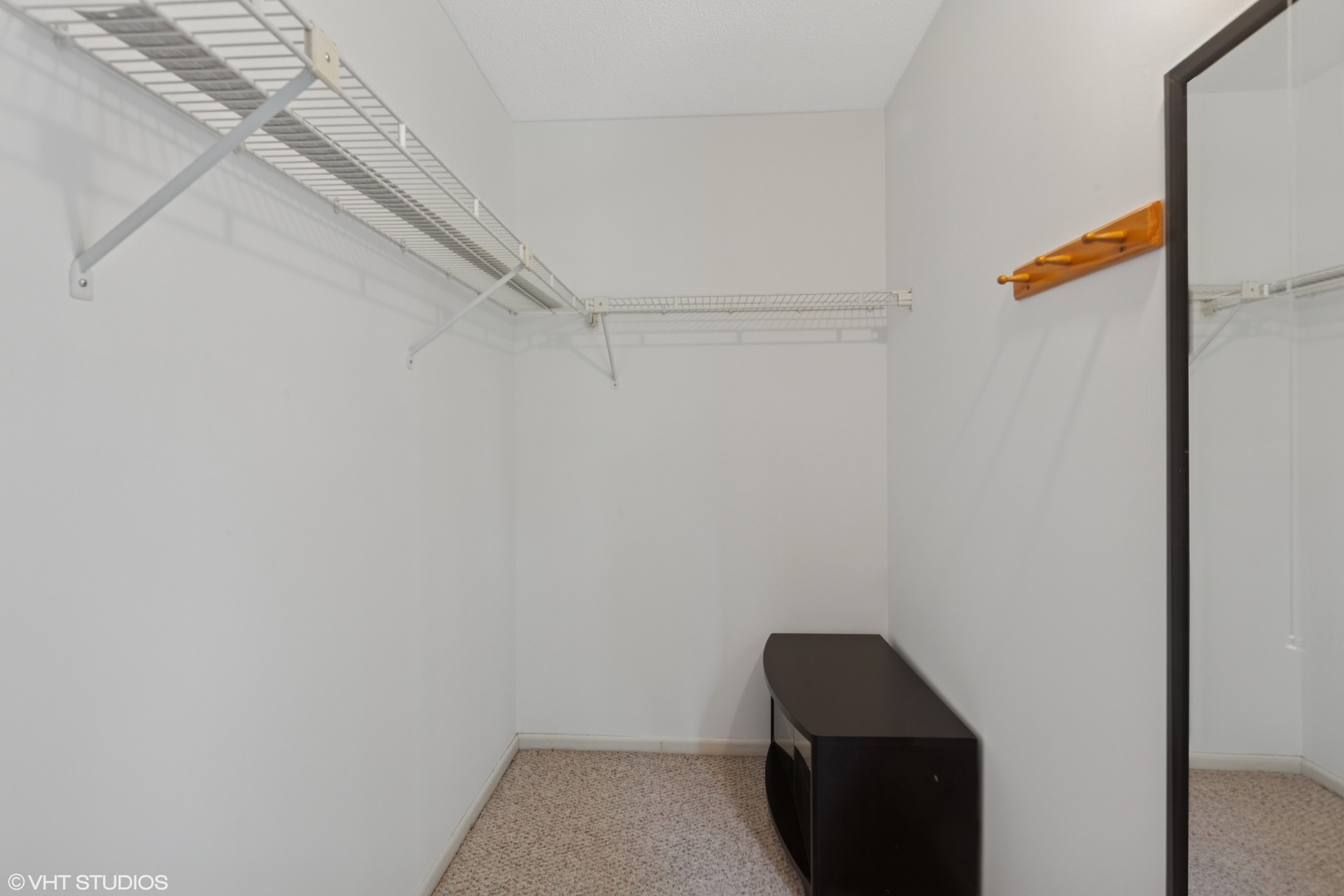 511 Aurora Avenue #108, Naperville, IL 60540