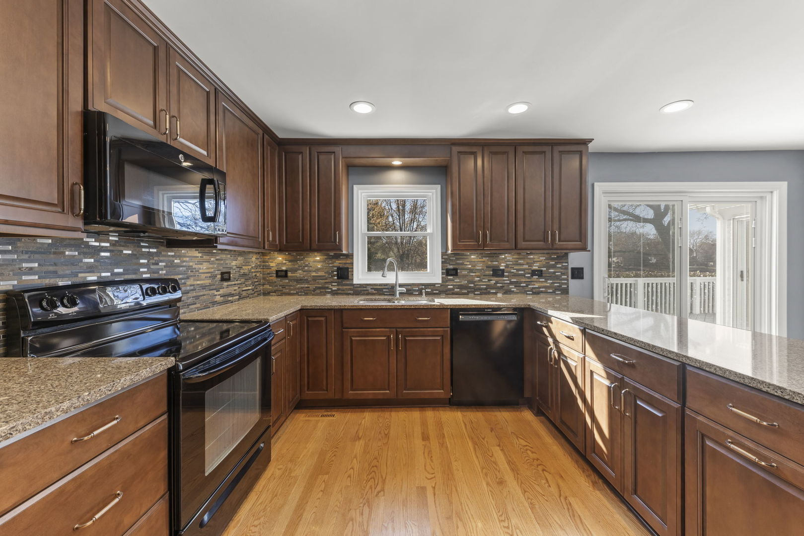 2647 Longview Drive, Lisle, IL 60532