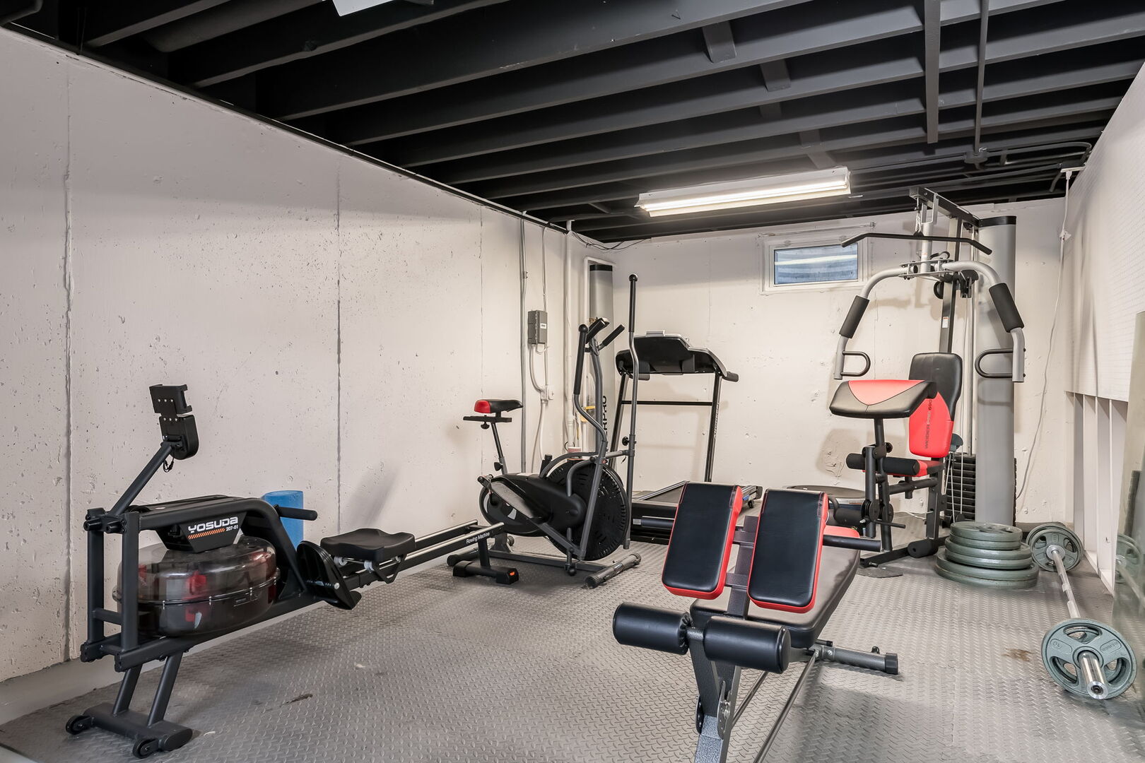 505 E Atwood Court, Elmhurst, IL 60126