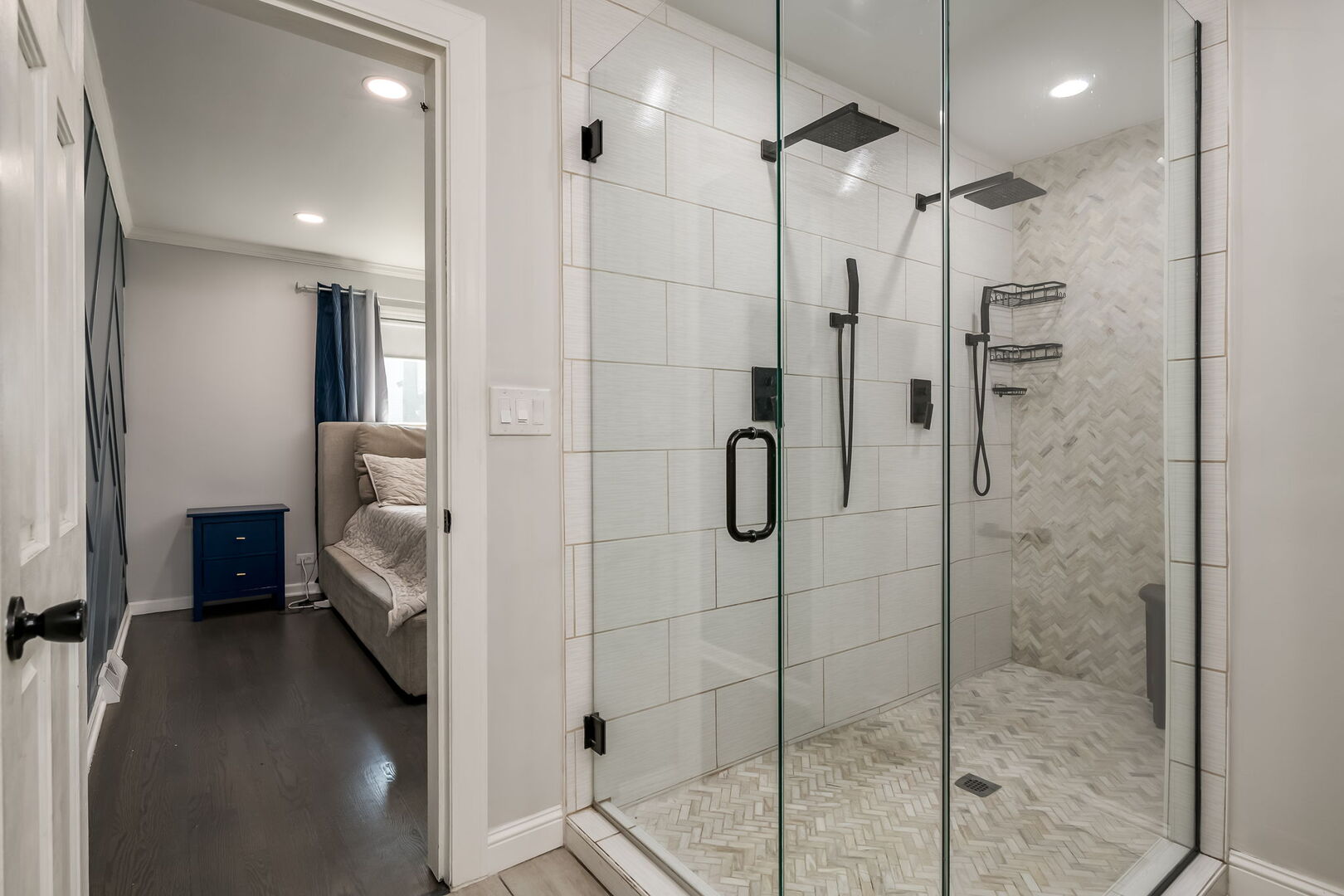 505 E Atwood Court, Elmhurst, IL 60126