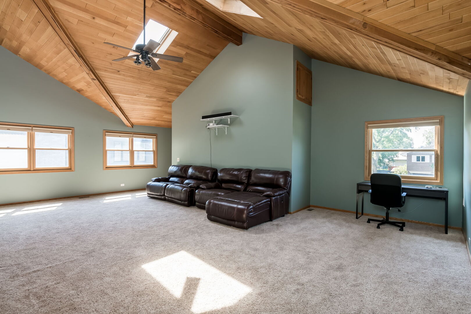 505 E Atwood Court, Elmhurst, IL 60126