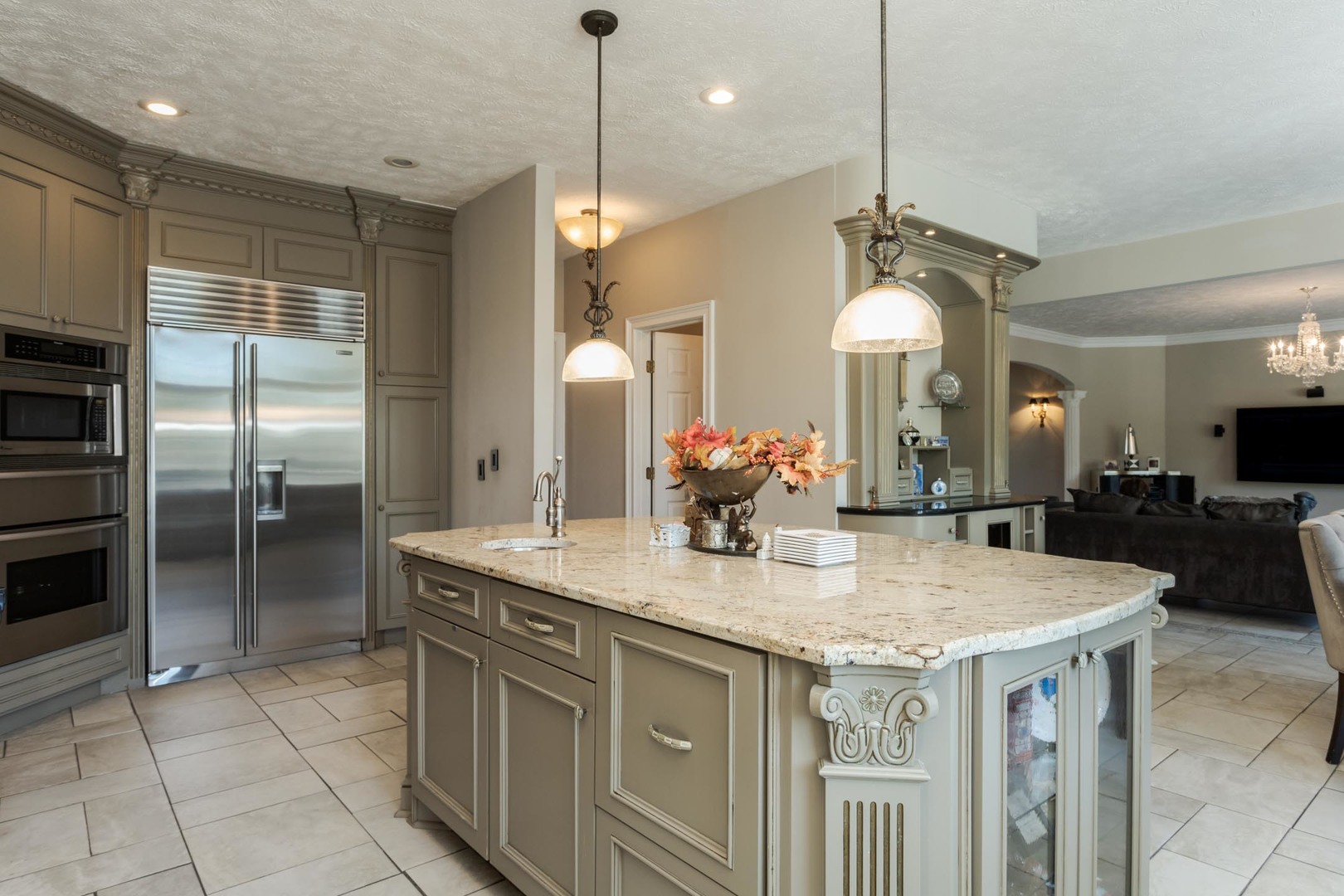 Bloomington, IL 61704