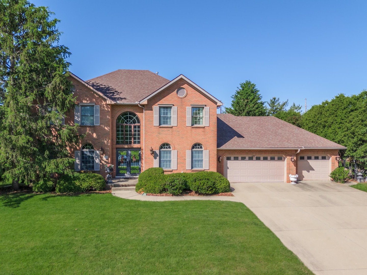 Bloomington, IL 61704