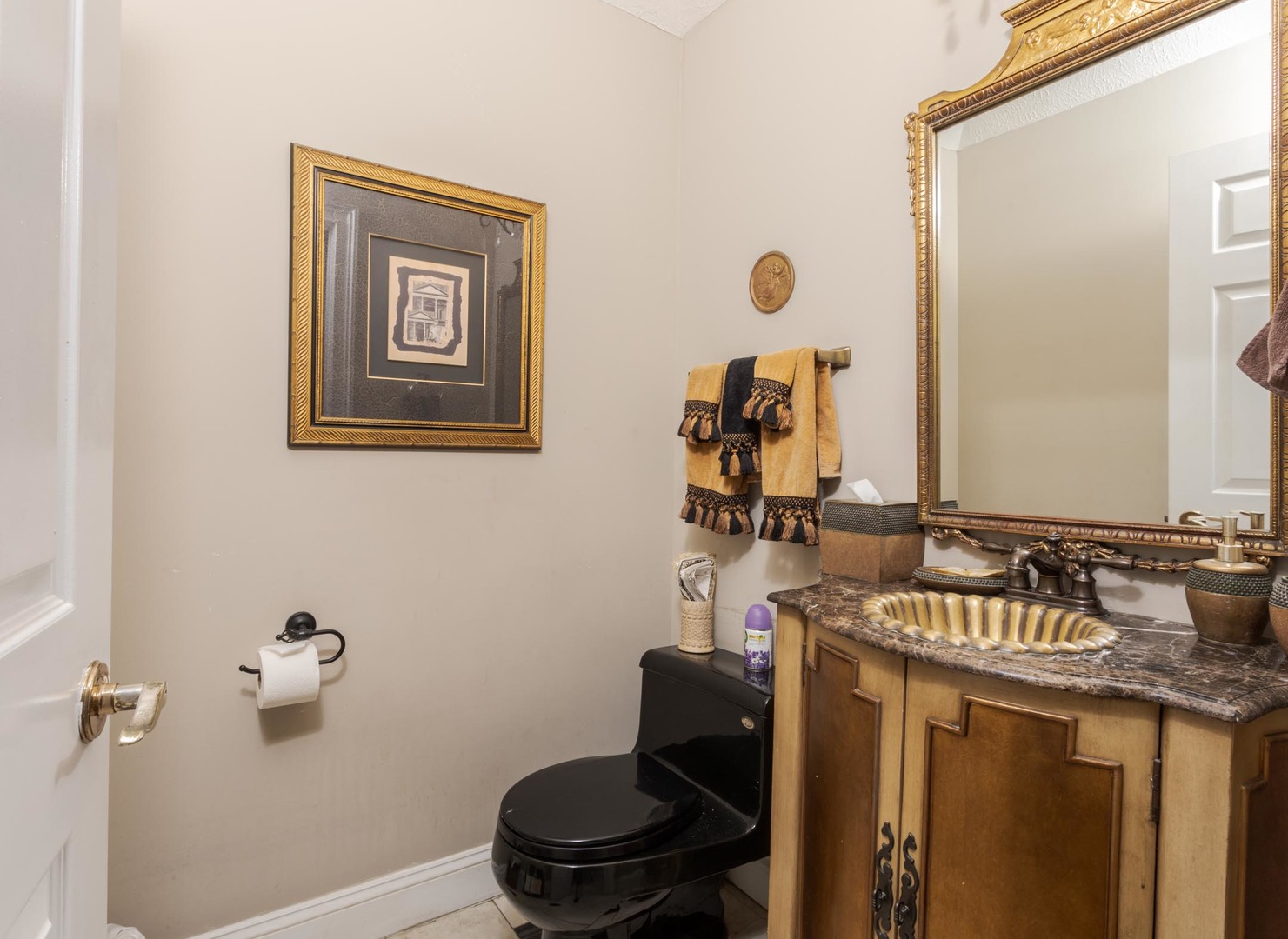 Bloomington, IL 61704