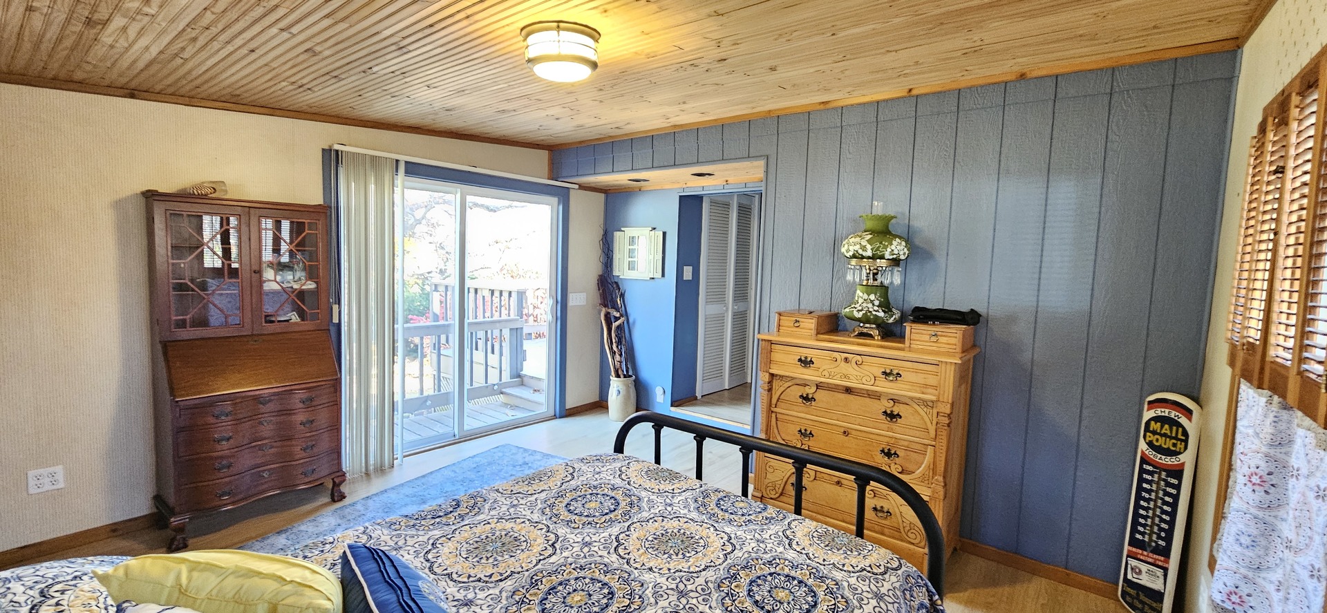 432 Northwest Street, Utica, IL 61373