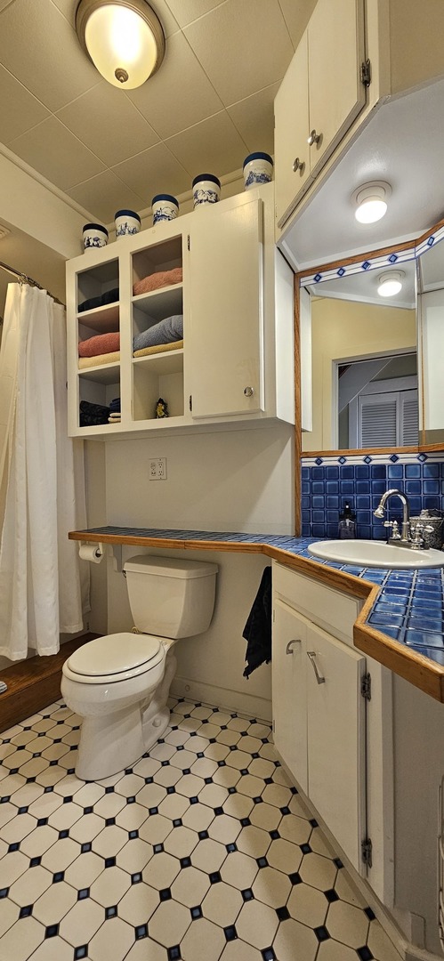 432 Northwest Street, Utica, IL 61373