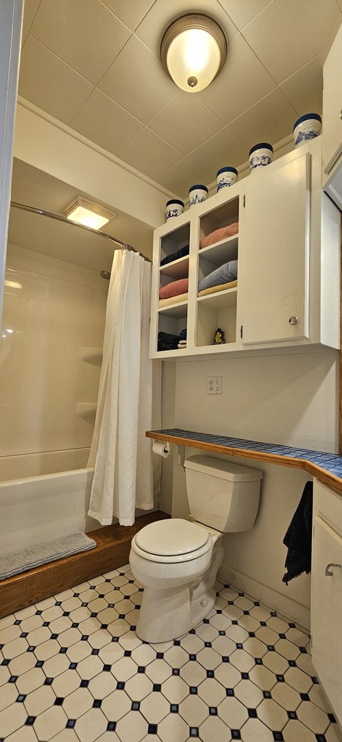 432 Northwest Street, Utica, IL 61373